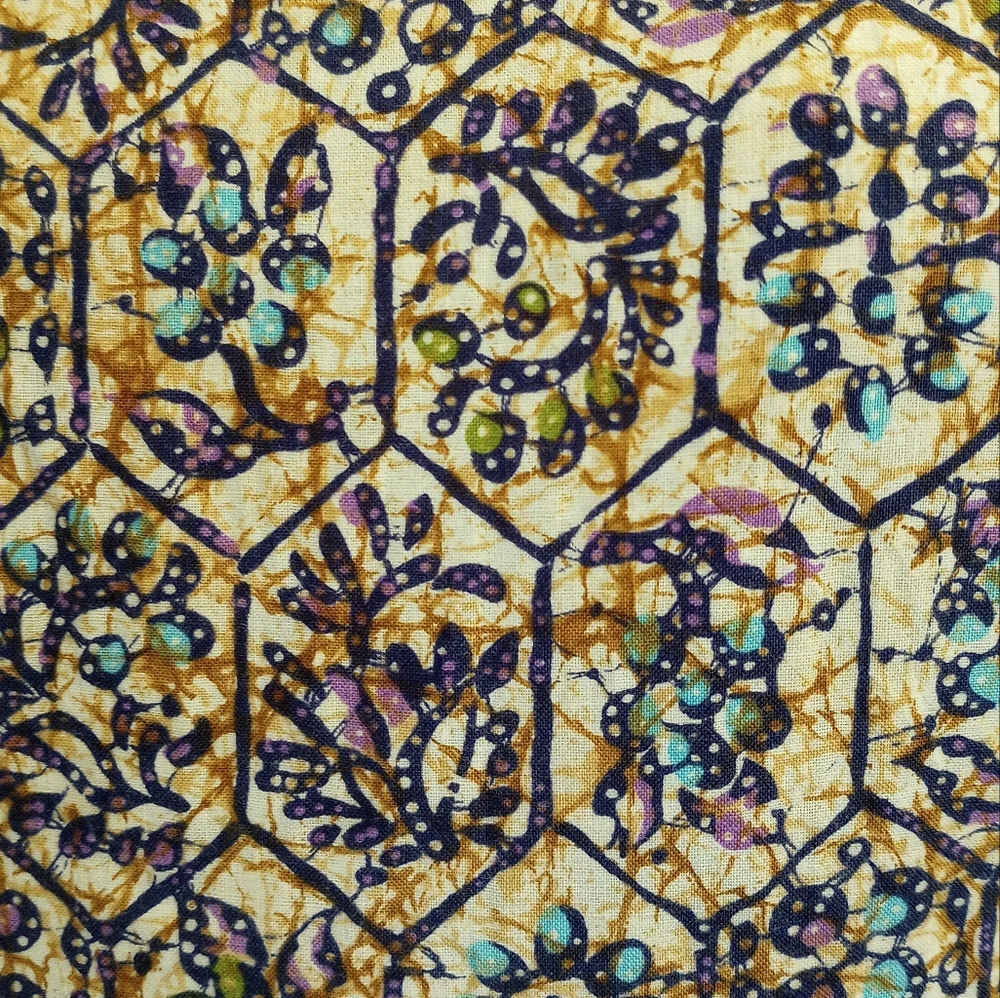 Patterned Dress - Picture 3 of 5